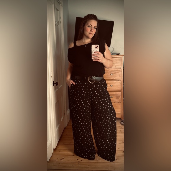 Meet your Posher, Natasha - Picture 5 of 15